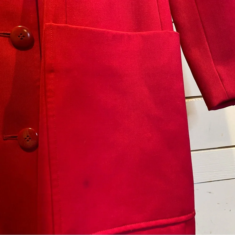 Women’s Christian Dior longer blazer size 4 with 100% wool shell